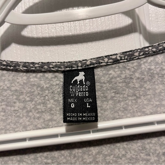 3/25$💥 Cuidado Con El Perro top floral blouse Women Medium long sleeve blue - Picture 3 of 4